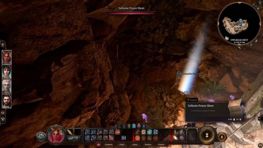 A Baldur's Gate 3 character finding behind the statue a Selûneite Prayer Sheet