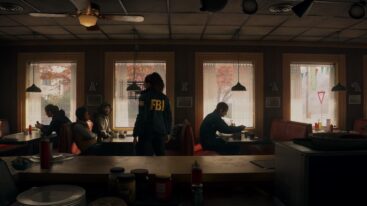 Alan Wake 2 Fbi Agent Talking In Bar