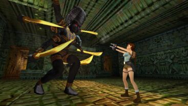Tomb Raider Lara Croft Fighting Statue