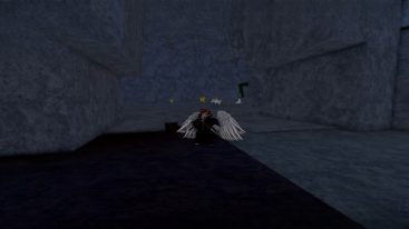 Roblox Verse Piece Avatar With White Wings Showcasing The Fallen Angels Race
