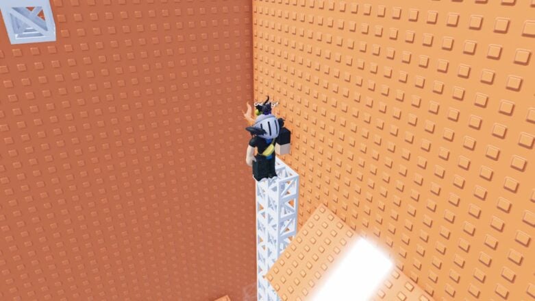 Roblox Fun Troll Tower 2 Avatar Wearing Silver Helmet Standing On White Girder With Orange Peach Walls