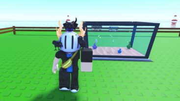 Roblox Grow Your Fish Avatar Wearing Silver Helmet Standing Near Fish Tank