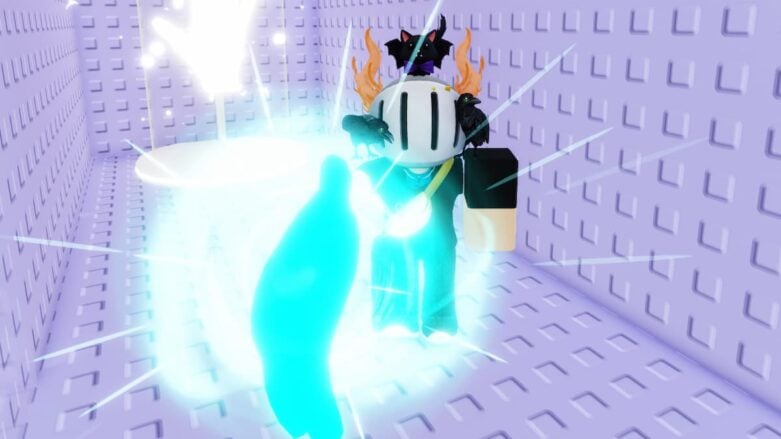 Roblox Slap Me Tower Avatar Wearing Silver Helmet Holding Massive Thunder Blue Glove
